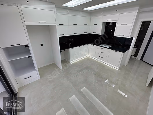 ERŞAFAK GAYRİMENKUL ZEYTİNKÖY MAH. 3+1 LÜKS ARAKAT FIRSAT DAİRE #1286756193