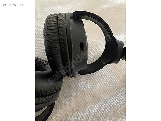 Used & Brand New Items / Cell Phones & Accessories / Accessories / Bluetooth Headphones