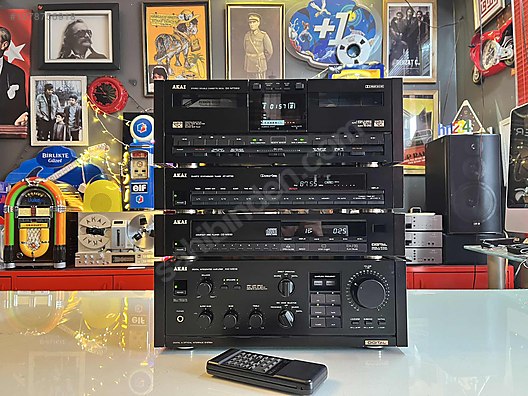 Akai / AKAİ AM-M 939 AMFİ -CD-M 930-TUNER AT-M 739 -KASETÇALAR GX