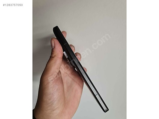 Used & Brand New Items / Cell Phones & Accessories / Cell Phones / Xiaomi / 13 Ultra