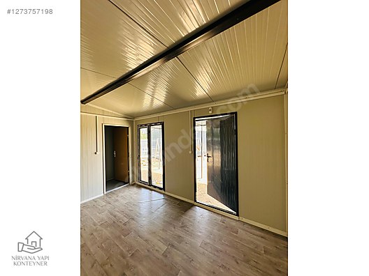 Machinery / Industrial / Containers & Cabins / Containers