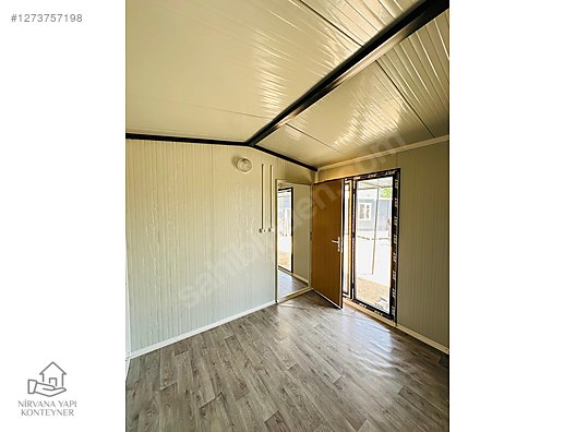 Machinery / Industrial / Containers & Cabins / Containers