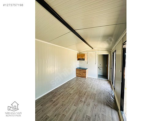 Machinery / Industrial / Containers & Cabins / Containers