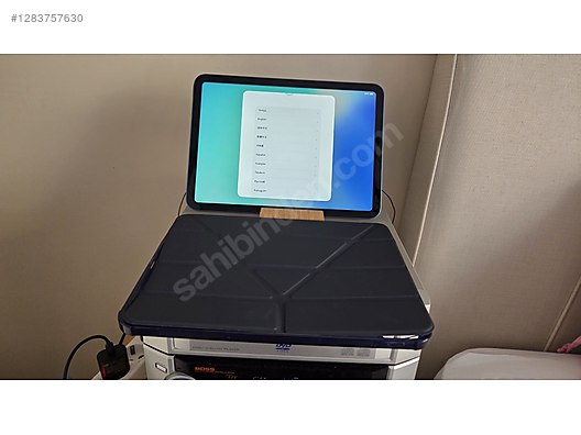 Used & Brand New Items / Computers / Tablet PC / Models / Apple / iPad 10