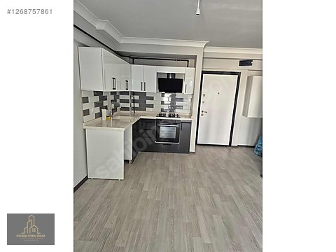 GÖRAL EMLAKTAN ÖRENCİK CAM BALKONLU GENİŞ 1+1 DAİRE