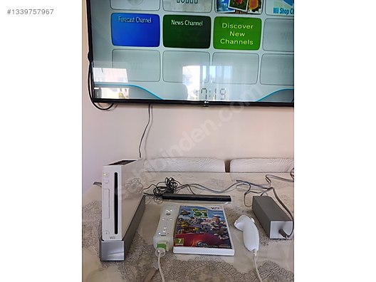 Nintendo Wii tam takım resimde görülen herşey dahil set halinde on