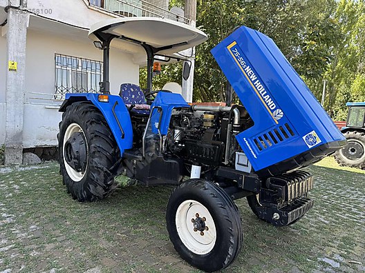 Machinery / Agricultural Machines / Tractors / New Holland / 75-56s