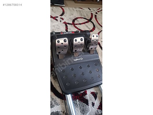 Used & Brand New Items / Gaming & Gamers Exclusive / Gaming Equipment / PC Game Racing Wheels