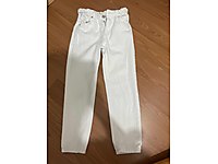 Beyaz kot pantolon