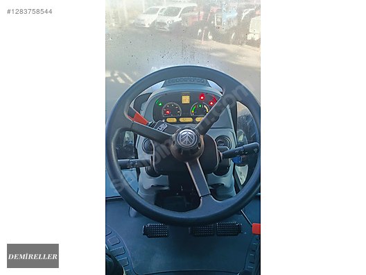 İş Makineleri & Sanayi / Tarım Makineleri / Traktör / New Holland / TR6.135S