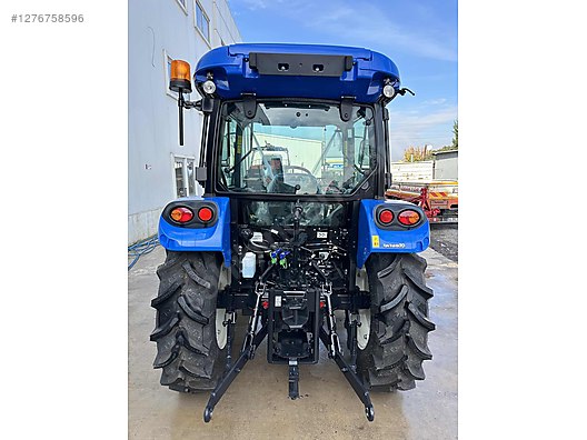 Machinery / Agricultural Machines / Tractors / New Holland / T4.60S