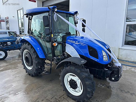 Machinery / Agricultural Machines / Tractors / New Holland / T4.60S