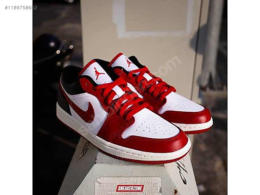 Nike air jordans white and red hotsell