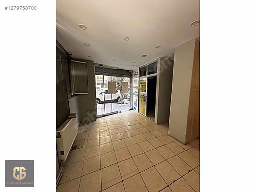 MURAT CADDESİ ÜZERİNDE KÖŞE KONUMLU KİRALIK DÜKKAN #1279758700