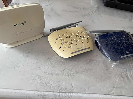 Used & Brand New Items / Computers / Peripherals / Modems & Networking / ADSL Modem