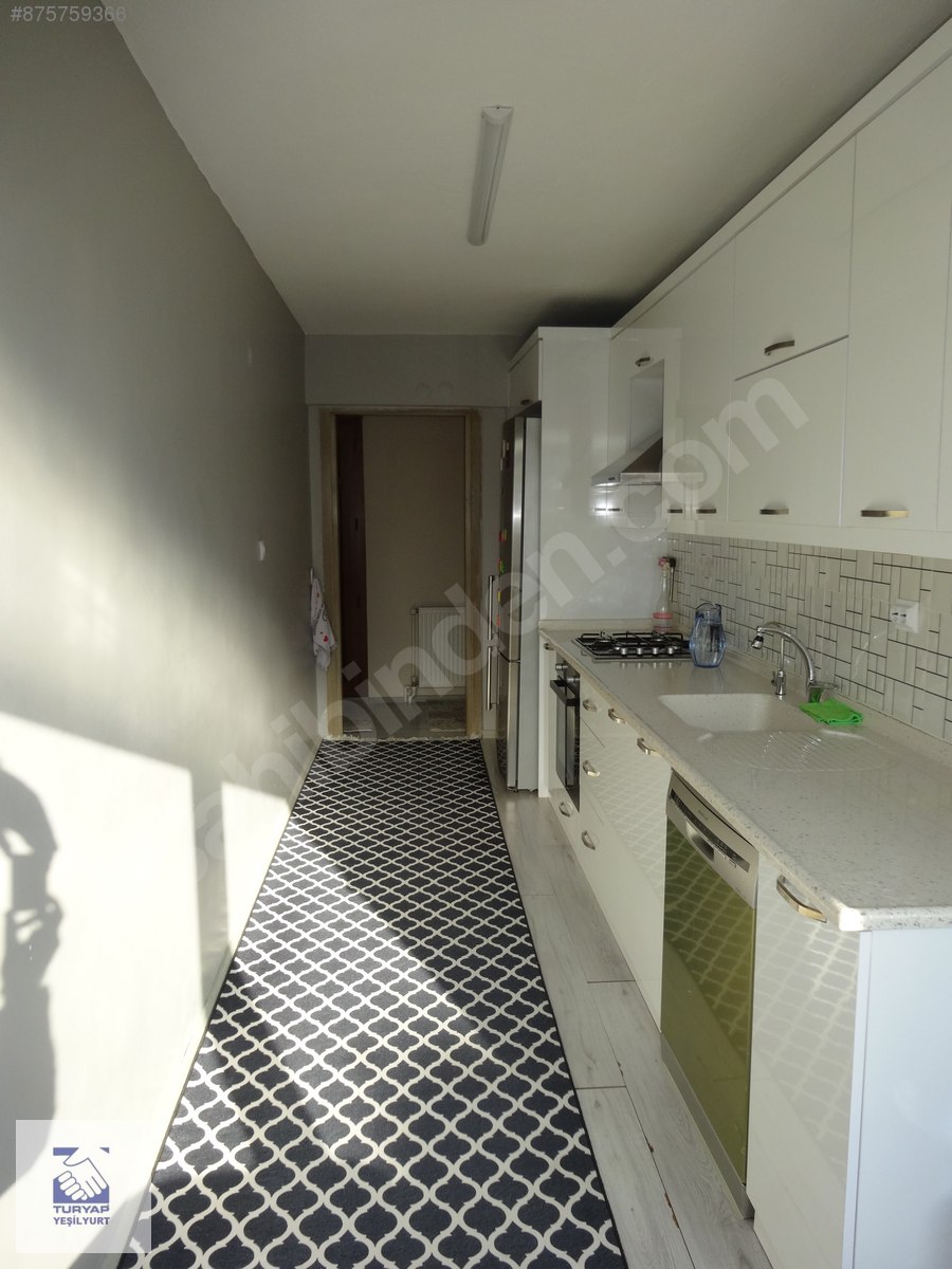 KOOPERATİF EVLERİ MEYDANDA 3+1 GENİŞ SATILIK DAİRE TURYAP�TAN Satılık
