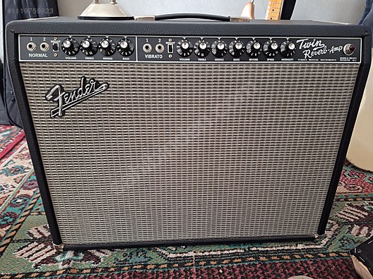 Used fender online twin reverb