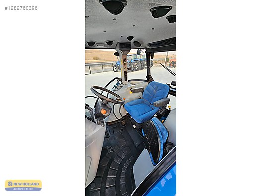 Machinery / Agricultural Machines / Tractors / New Holland / TD5.90