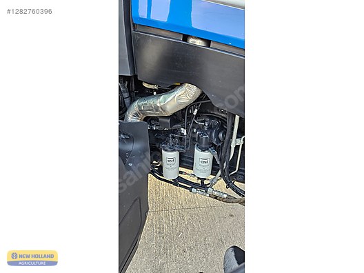 Machinery / Agricultural Machines / Tractors / New Holland / TD5.90