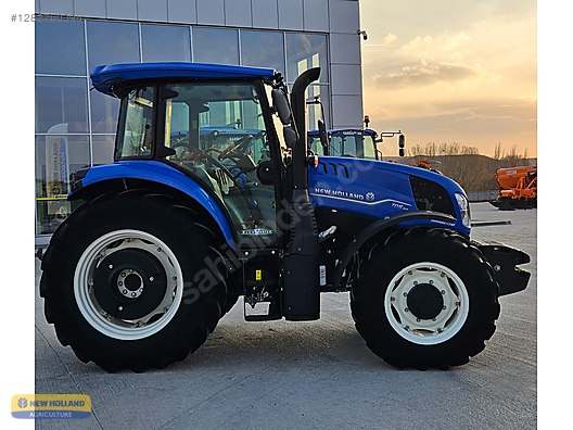 Machinery / Agricultural Machines / Tractors / New Holland / TD5.90