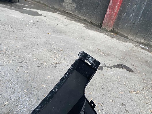 Vehicle Parts / Automotive Equipment / Spare Parts / Cars & SUVs / Hatches & Bodywork