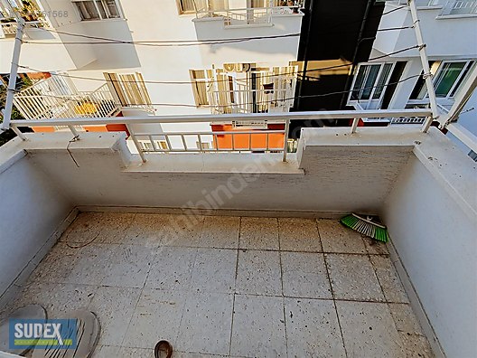 MEZITLI MENDERES MAH. NEZIH BIR SITEDE KIRALIK DAIRE Kiralık Daire