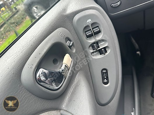 OTOFENİX 2008 CHRYSLER GRAND VOYAGER 2.8 CRD LIMITED 184.470 KM