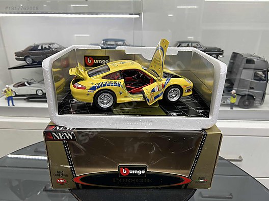 Burago Diecast Model 1:18 Porsche Araba - 1317762008