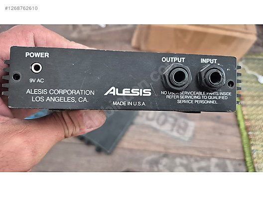 Alesis Micro EQ ve Alesis Micro Microverb II 1/3rack Kolleksiyon