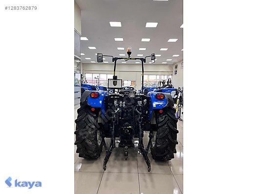 Machinery / Agricultural Machines / Tractors / New Holland / T3.60B