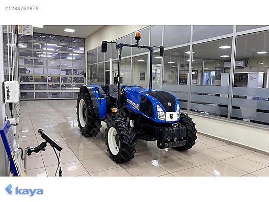 Machinery / Agricultural Machines / Tractors / New Holland / T3.60B