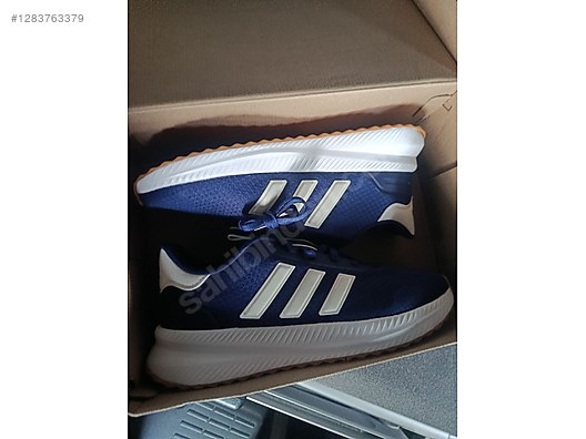 Used & Brand New Items / Clothing & Accessories / Men / Shoes / Sneakers & Sport