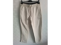 CALVİN KLEİN EŞOFMAN M BEDEN 1500 TL