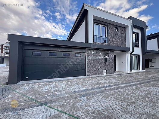 YAŞ PARK VİLLALARI SATILIK 5+1 LÜKS VİLLA
