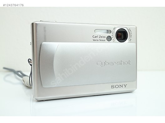 Sony Cybershot DSC T1 Compact Digital Photo Camera are on