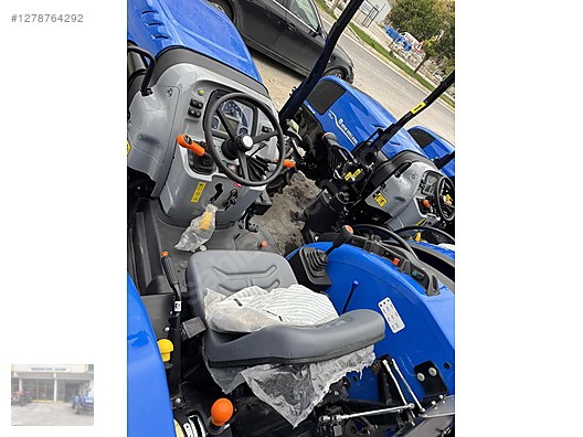 Machinery / Agricultural Machines / Tractors / New Holland / T3.60B