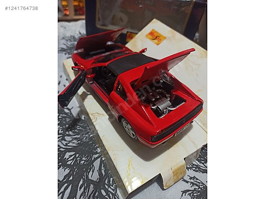 Maisto Diecast Model 1:24 Ferrari Araba