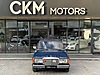 Lacivert Mercedes-Benz 230 E