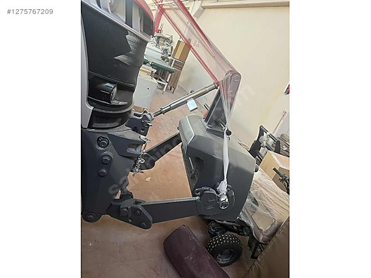 Machinery / Agricultural Machines / Tractors / Massey Ferguson / 6S.145