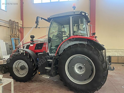 Machinery / Agricultural Machines / Tractors / Massey Ferguson / 6S.145