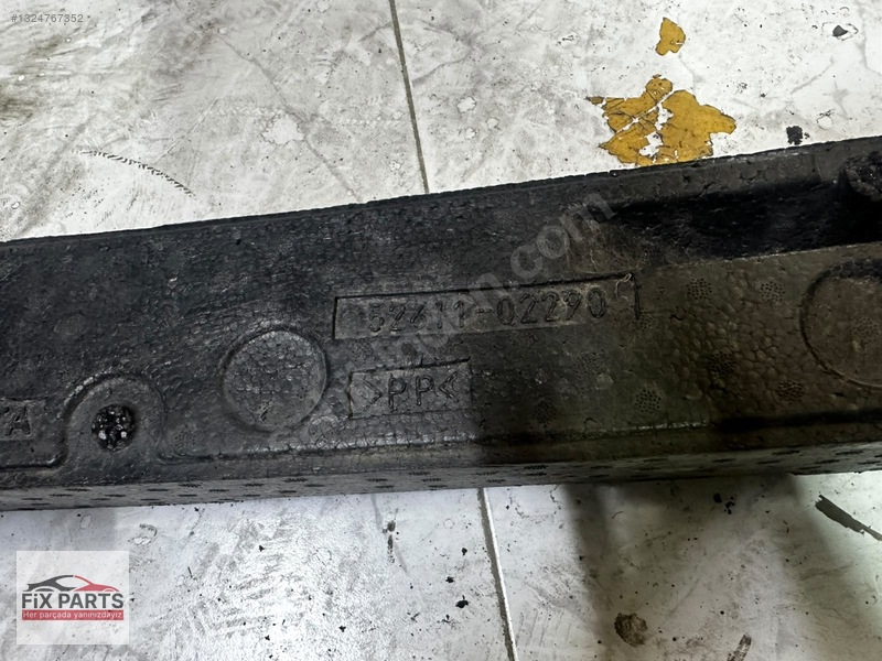 Toyota Corolla Tampon (Ön)