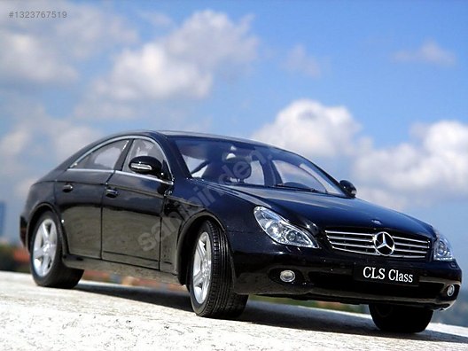 Kyosho Diecast Model 1:18 Mercedes Benz Araba - 1323767519