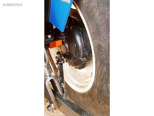 Machinery / Agricultural Machines / Tractors / New Holland / 75-56s