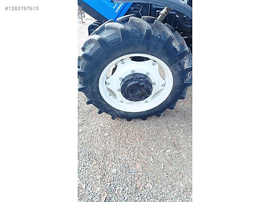 Machinery / Agricultural Machines / Tractors / New Holland / 75-56s