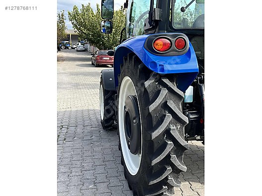 Machinery / Agricultural Machines / Tractors / New Holland / T4.75S
