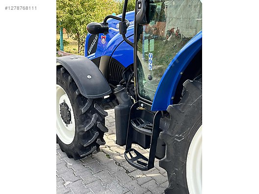 Machinery / Agricultural Machines / Tractors / New Holland / T4.75S