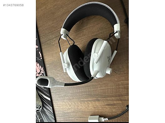 RAZER BLACKSHARK V3 pro white edition - Razer Oyuncu Kulaklığı