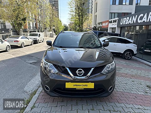 2014 CAM TAVAN ANAHTARSIZ ÇALIŞTIRMA BLACK EDITION