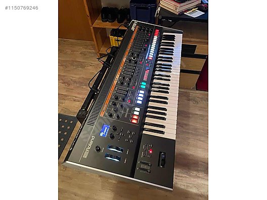 Roland jupiter store x used