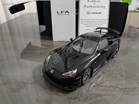 Autoart Diecast Model 1:18 Lexus Araba - 1322769461